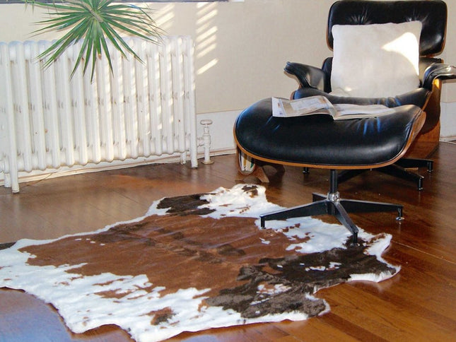 4' X 5' Brown And White Faux Fur Animal Print Washable Area Rug