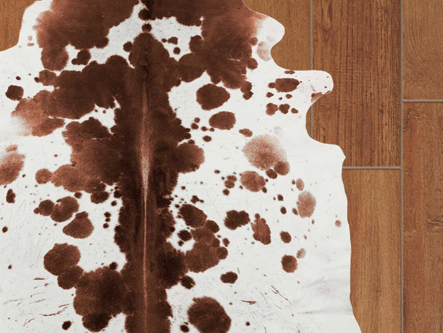 6' X 7' White Cowhide Cowhide Print Area Rug