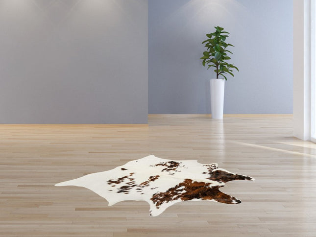 6' X 7' Brown And White Cowhide Cowhide Print Area Rug