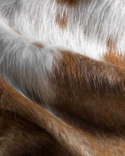 5' X 7' Black And White Cowhide Area Rug