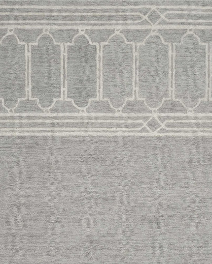 8' X 10' Gray And Ivory Wool Geometric Hand Tufted Area Rug