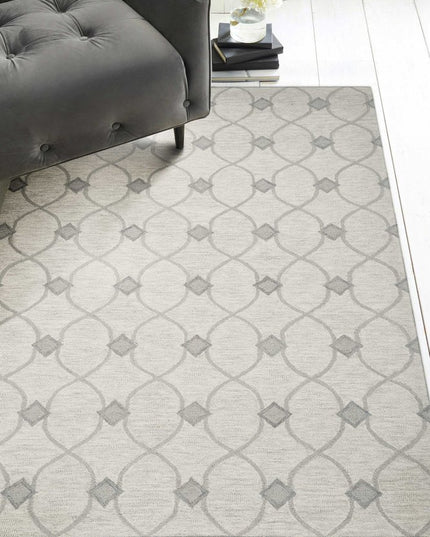 8' X 10' Ivory And Gray Wool Ogee Hand Tufted Area Rug