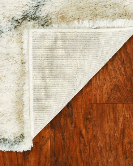 5' X 8' Ivory And Gray Chain Area Rug