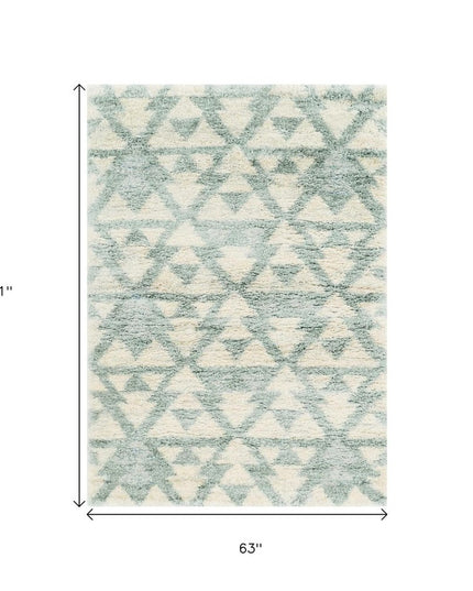5' X 8' Ivory And Gray Geometric Area Rug
