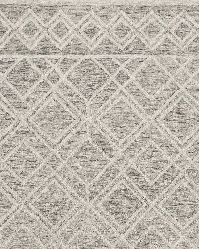 5' X 7' Sand Beige And Ivory Wool Geometric Hand Hooked Area Rug