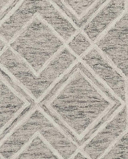 5' X 7' Sand Beige And Ivory Wool Geometric Hand Hooked Area Rug