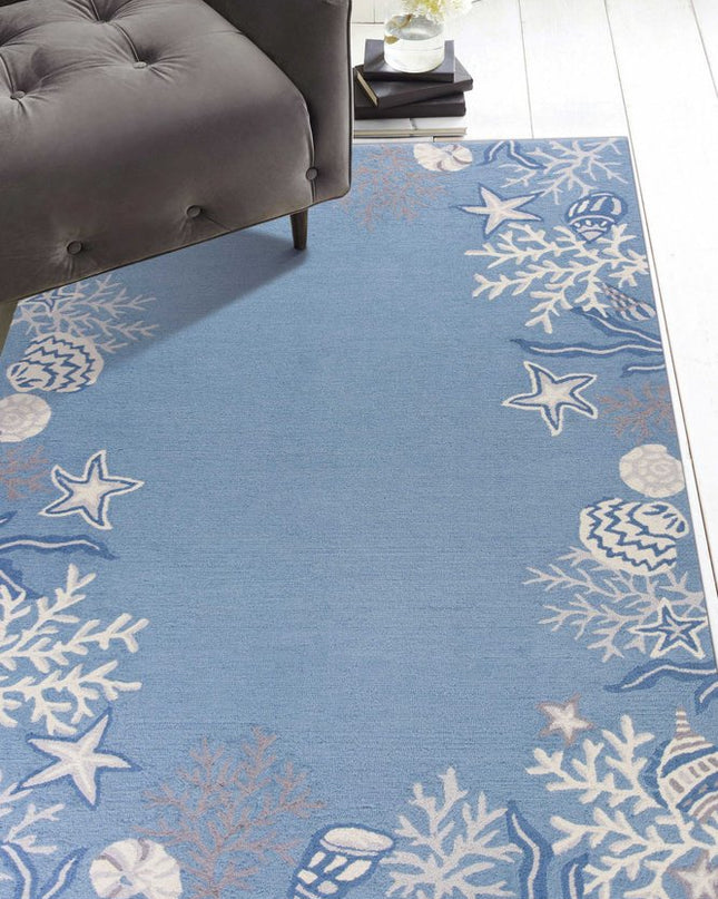 5' X 8' Blue Gray And White Fish and Coral Hand Tufted Area Rug