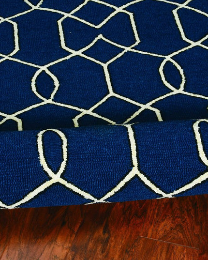 5' X 7' Navy Blue And Ivory Geometric Hand Hooked Area Rug