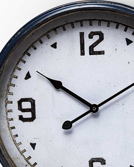 16" Circle Blue Glass Analog Wall Clock