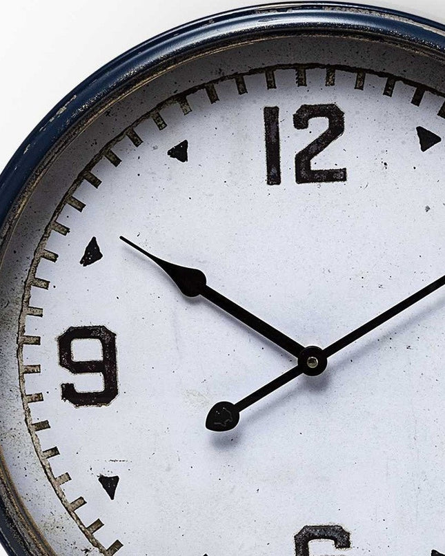 16" Circle Blue Glass Analog Wall Clock