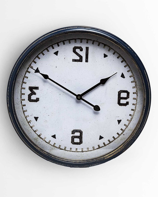 16" Circle Blue Glass Analog Wall Clock