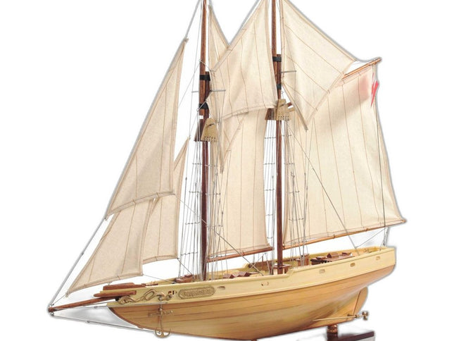 Bluenose Model In Light Brown Finish