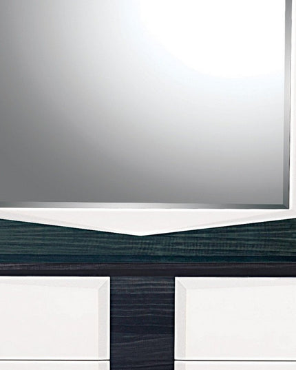 White And Grey Chest With 5 Drawer