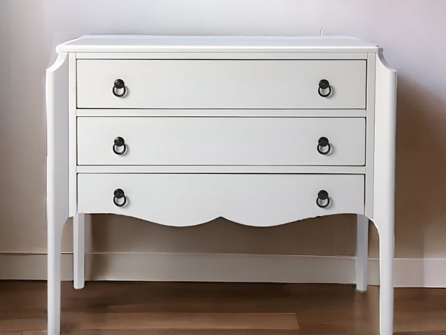 34" White Solid and Manufactured Wood Three Drawer Standard Chest