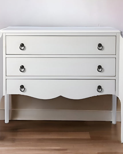34" White Solid and Manufactured Wood Three Drawer Standard Chest