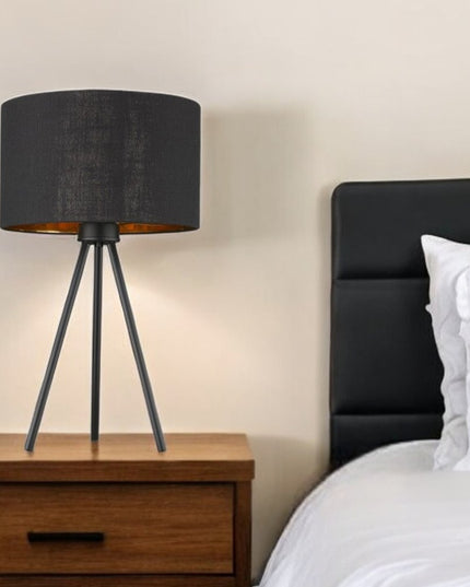 22" Black Metal Tripod Table Lamp With Black Drum Shade