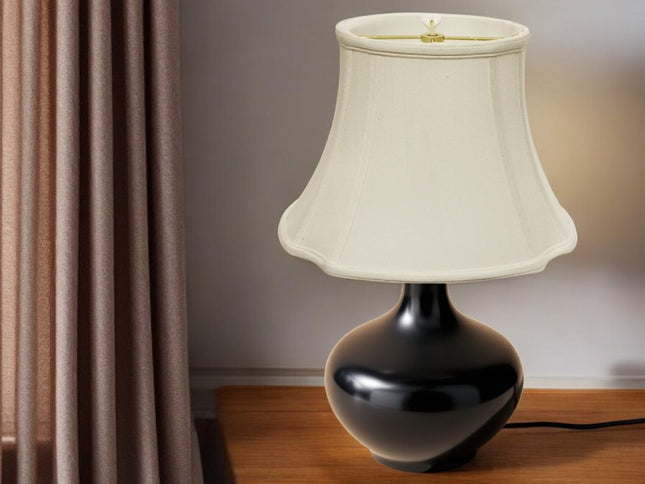 Cream Monay Shantung Silk Oval 17 Bottom