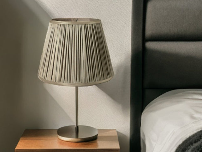 16" Ash Slanted Pleated Tafetta Lampshade