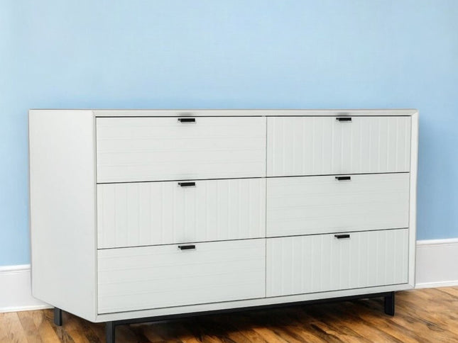 51" White Manufactured Wood Six Drawer Double Dresser