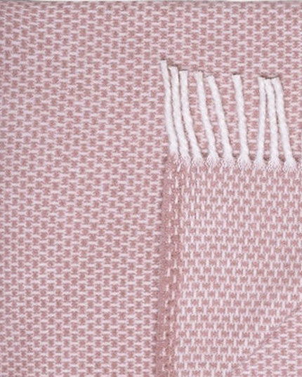 Soft Dusty Rose Links Pattern Throw Blanket