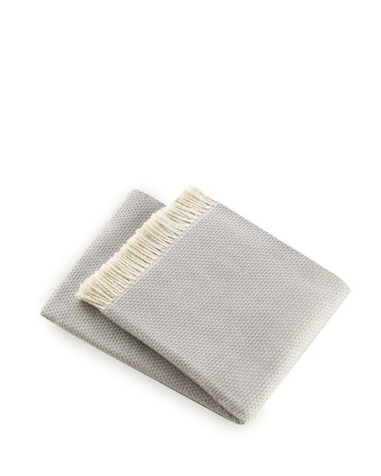 Soft Light Gray Links Pattern Throw Blanket