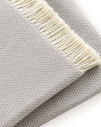 Soft Light Gray Links Pattern Throw Blanket