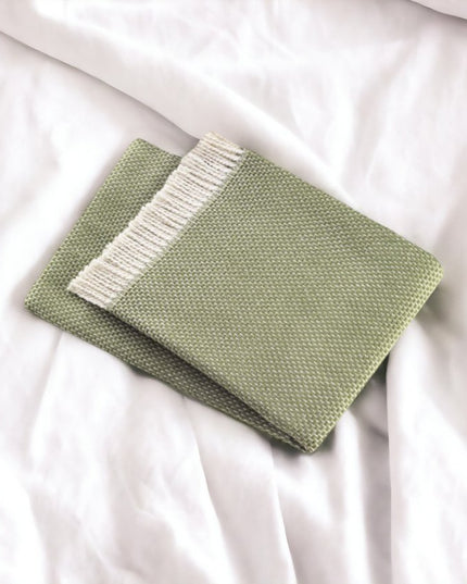 Soft Olive Green Links Pattern Throw Blanket