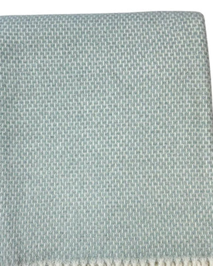 Soft Sky Blue Links Pattern Throw Blanket