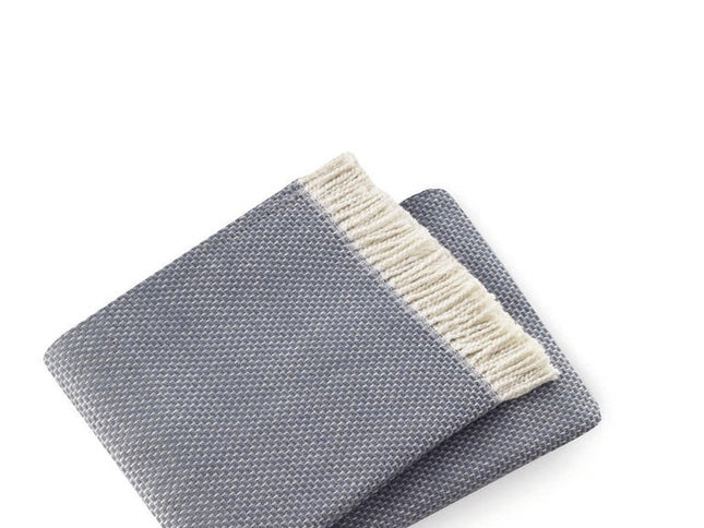 Soft Slate Gray Links Pattern Throw Blanket