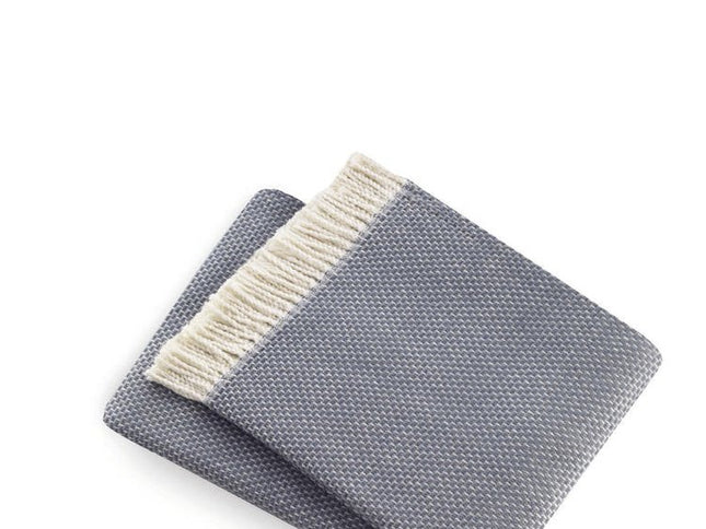 Soft Slate Gray Links Pattern Throw Blanket