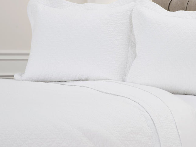 White Checkered King Quilt