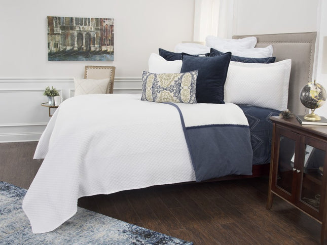 White Checkered King Quilt