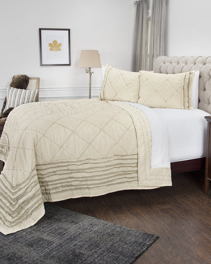 Ivory Geometric Queen Quilt