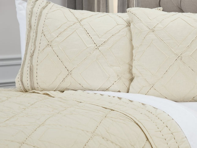 Ivory Geometric Queen Quilt