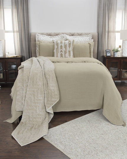 Natural Checkered King Quilt