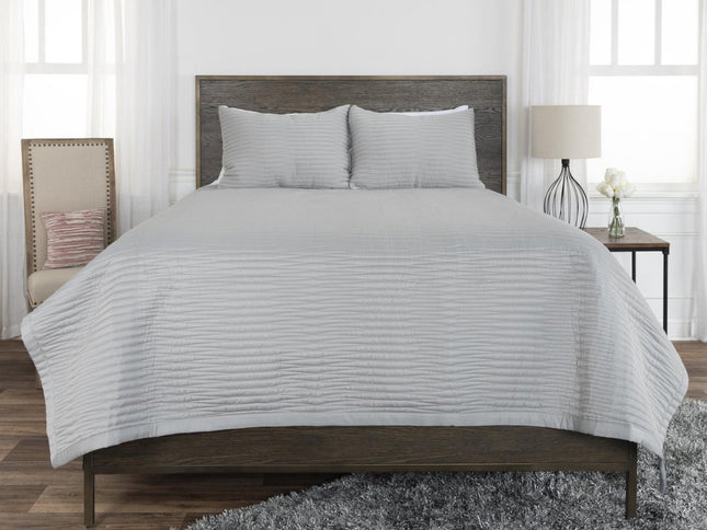 Set of Three Gray Geometric King Quilt