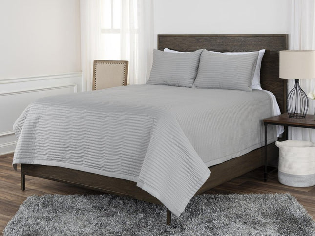 Set of Three Gray Geometric King Quilt