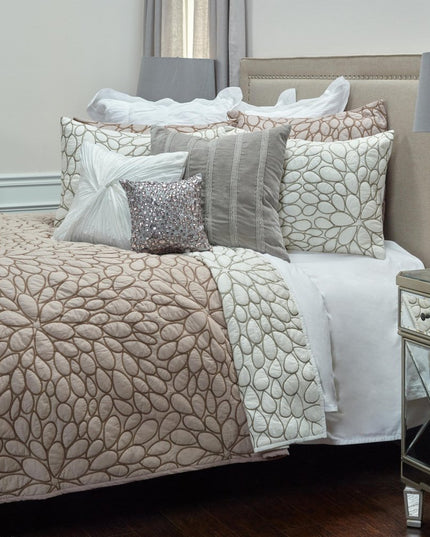 Blush Floral Queen Quilt