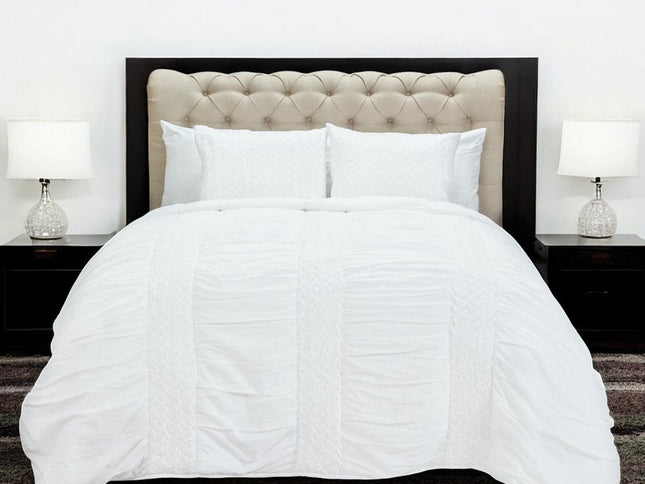 White Geometric Queen Quilt