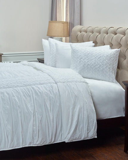 White Geometric Queen Quilt