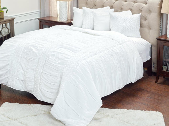 White Geometric Twin Quilt