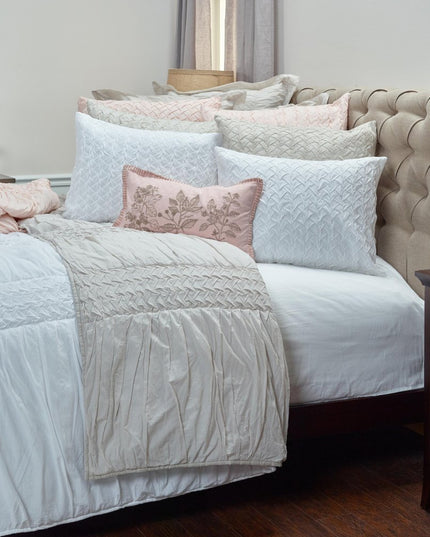 White Geometric Twin Quilt