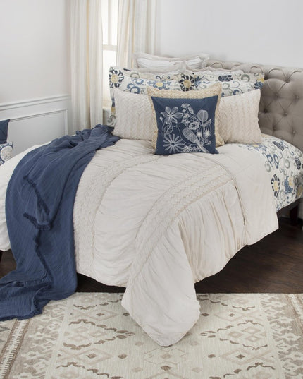 Ivory Geometric King Quilt