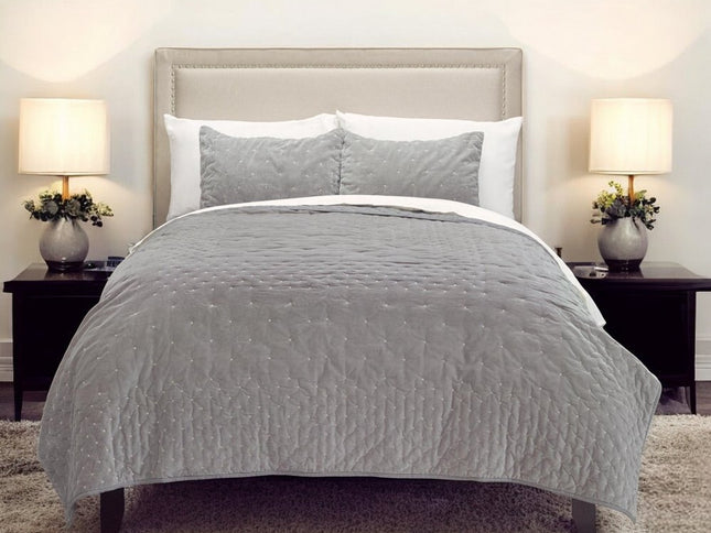 Gray Polka Dots King Quilt