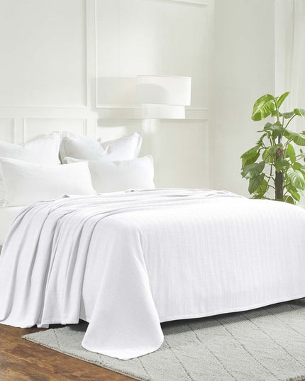 King White Cotton Woven Chevron Blanket
