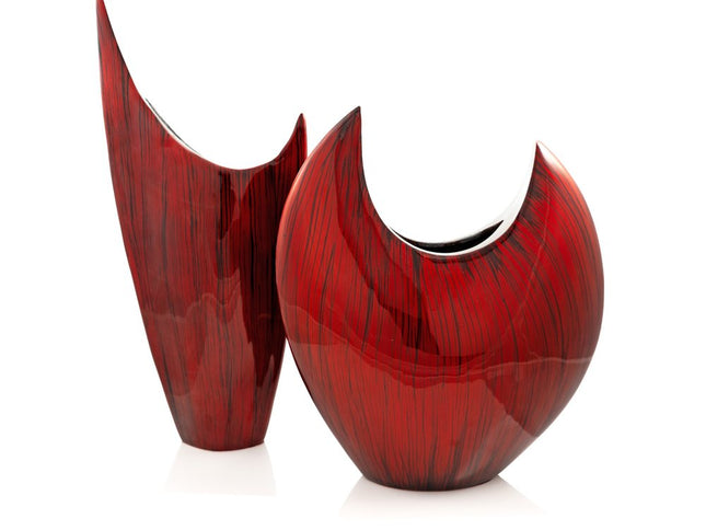 18" Red Aluminum Pointy Table Vase