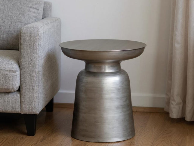 18" Silver Metal Round End Table