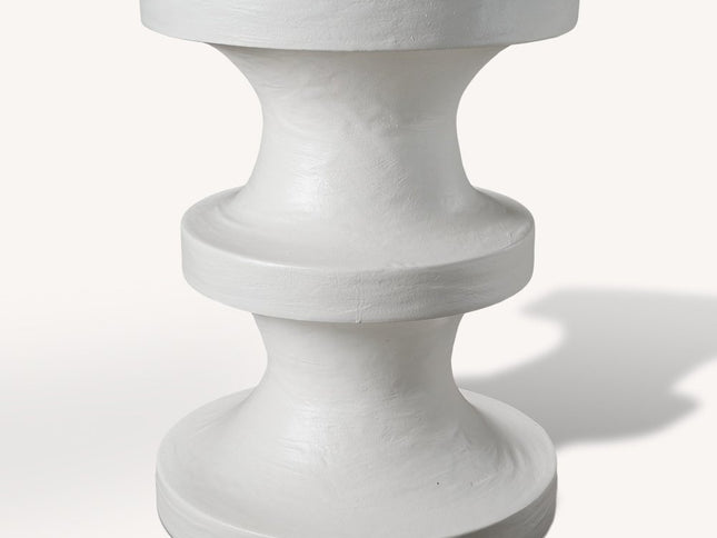 22" White Wood Round End Table