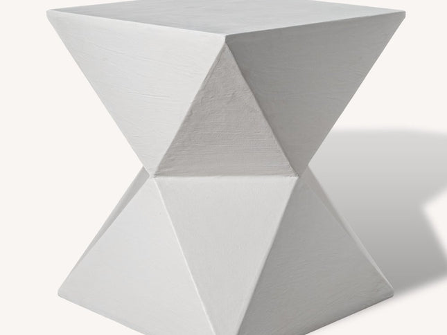 19" White Wood Round End Table