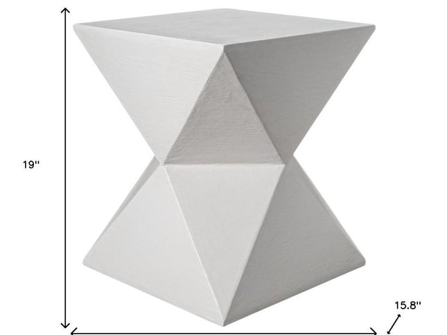 19" White Wood Round End Table